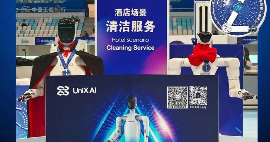 满分登顶，包揽冠亚 | 优理奇机器人再创酒店清洁新高度